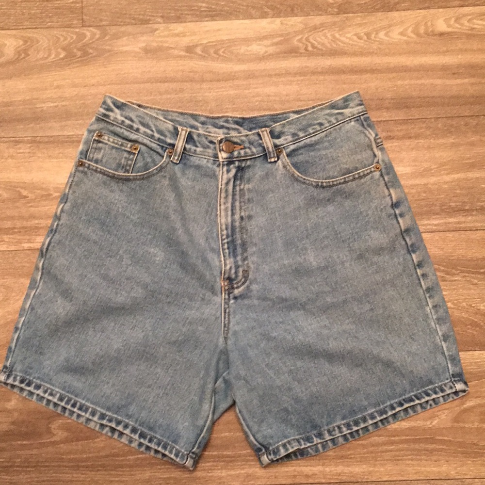 High wasted vintage shorts